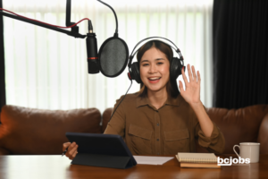 26 Best Marketing Podcasts in 2023